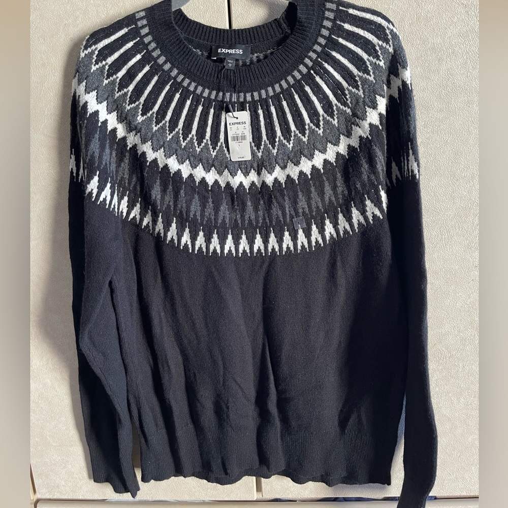 Men’s dress sweater. New with tags.